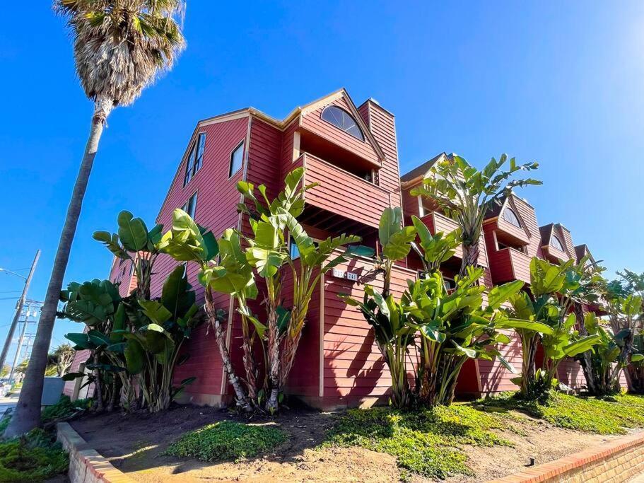 Ib Seaside Paradise W/ Ocean Views! إمبيريال بيتش المظهر الخارجي الصورة